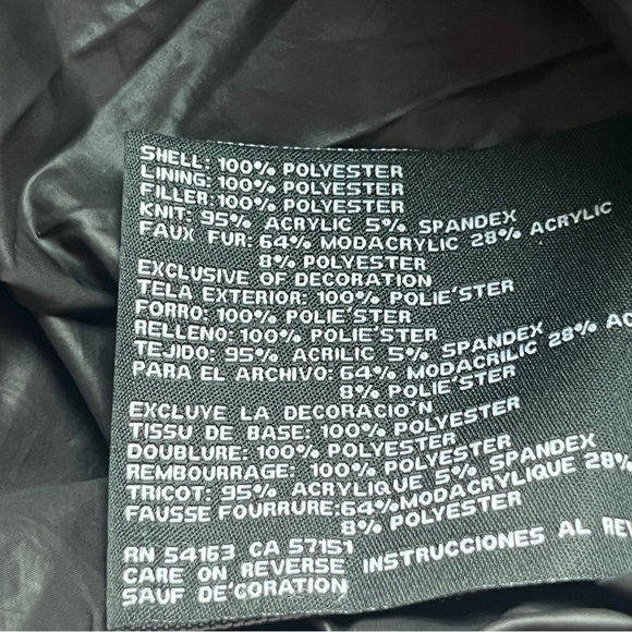 Guess Women’s Puffer Winter Jacket Coat Black small - Picture 8 of 8